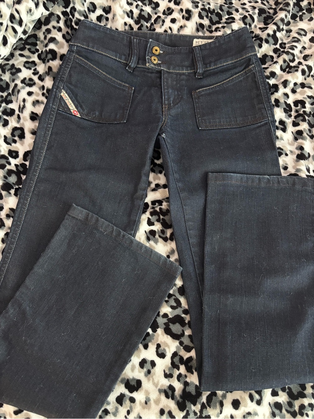 Dark Wash Women’s bootcut Jeans